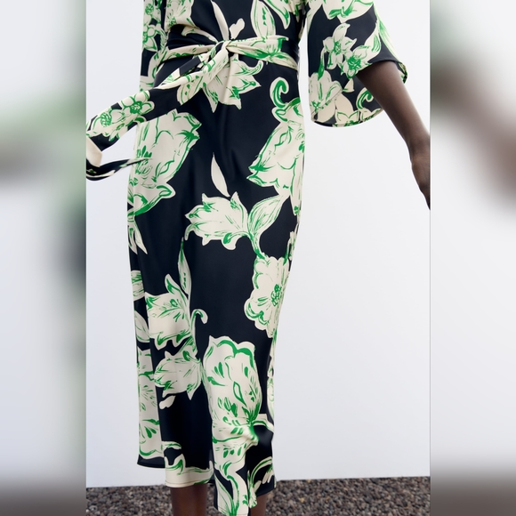 NWT Zara Floral Printed Wrap Dress - 3002/198 - Picture 10 of 16